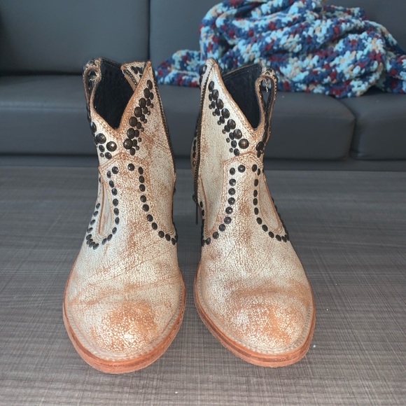 Liberty Black booties - Picture 2 of 6